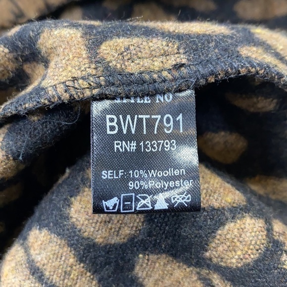 POL Cheetah Print Button Up Jacket Size Large - Picture 4 of 7